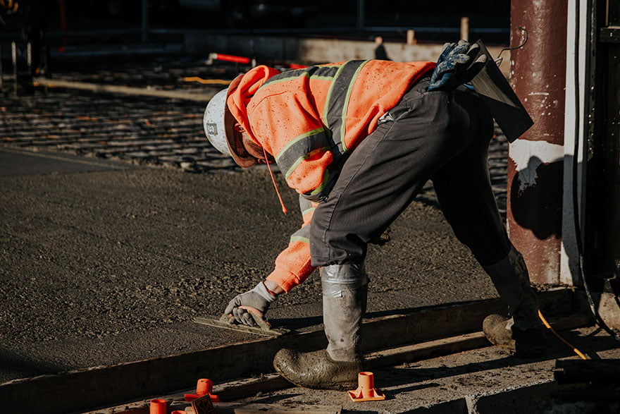 12 Tips On How to Reduce Construction Cost | Home Construction Tips 4 Reduce Construction Cost: labor